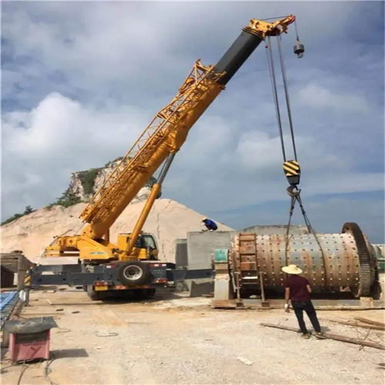 泸定吊车的运输费用是否包含在租赁费用中