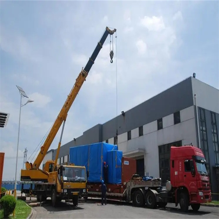 泸定50吨吊车吊一次多少钱